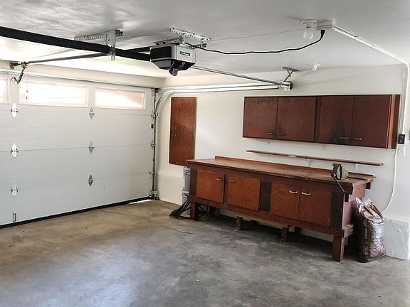 4th image of 2530 Upas St