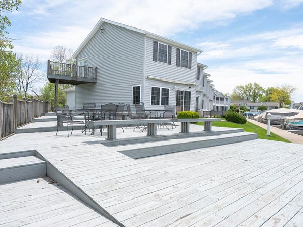 7461 Snug Harbor Dr #28, Russells Pt, OH 43348