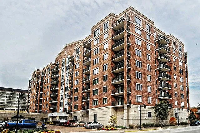 750 Pearson St #703 — Photo 2