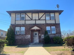 43 California Ave, Hempstead, NY 11550
