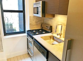 8 Gramercy Park S APT 3F, New York, NY 10003