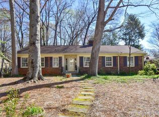 902 Montrose Dr, Greensboro, NC 27410