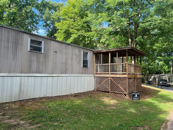 1100 Stonegate Dr Lot 227