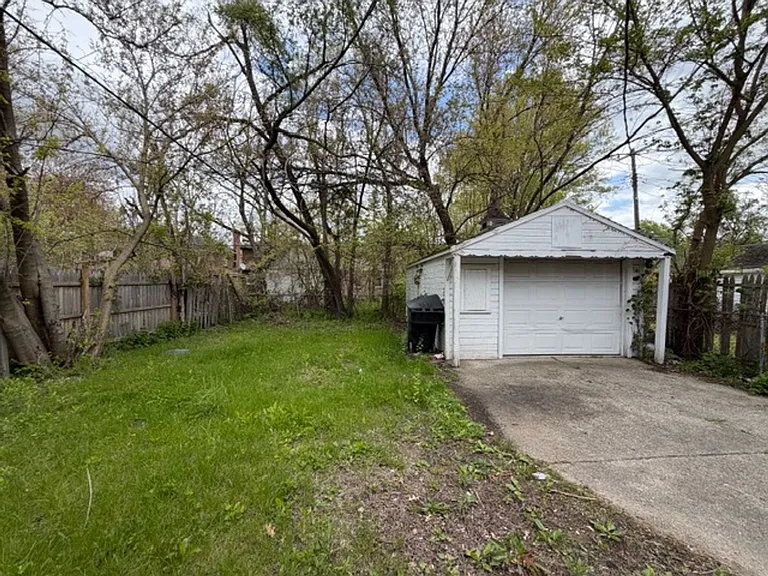 16580 Ward St — Photo 14