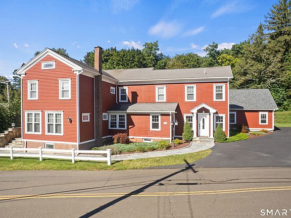 3rd image of 2222 Ridge Road