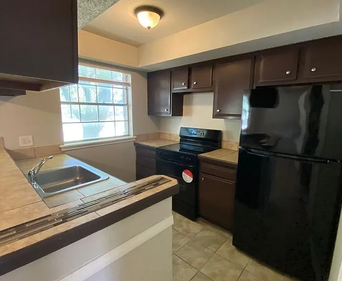 3758 N Nicklas Ave — Photo 13