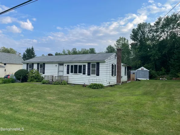 235 Robinson Rd, Hinsdale, MA 01235