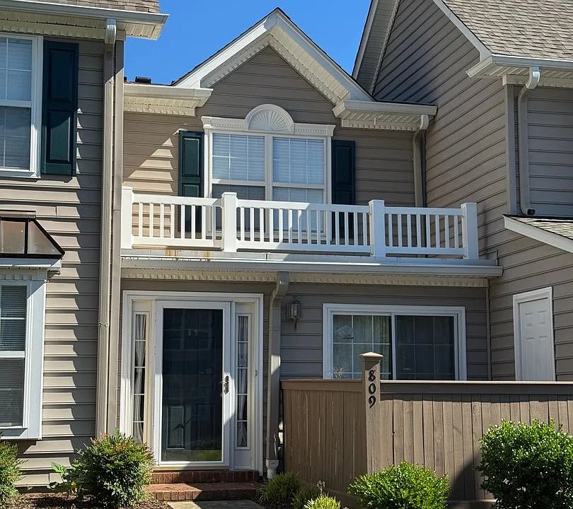 809 Settlement Dr