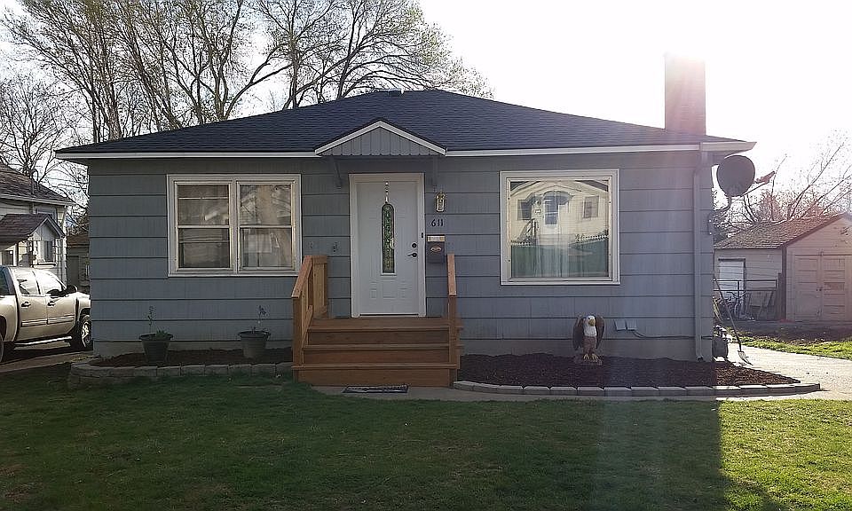 1st image of 611 S 21st Ave