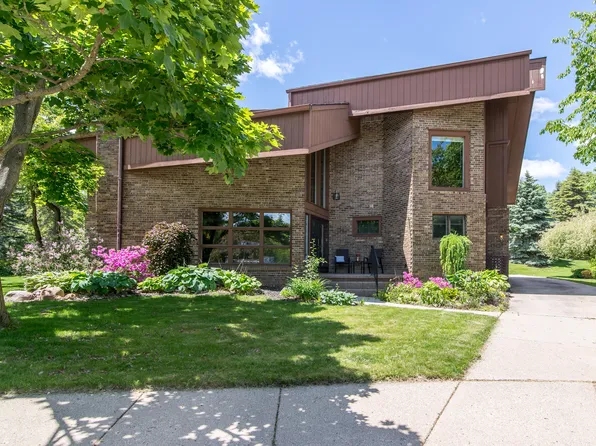 3007 Cedarbrook Rd, Ann Arbor, MI 48105