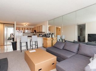2756 N Hampden Ct #1401, Chicago, IL 60614