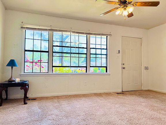 Living Room with beautiful view