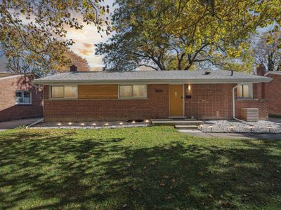 30224 Manhattan St, Saint Clair Shores, MI, 48082