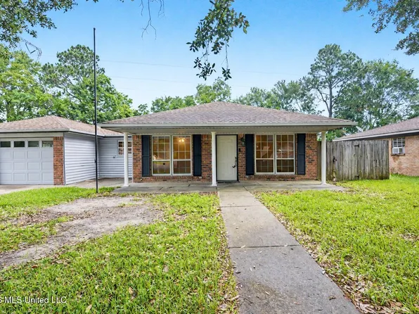 4307 Yosemite Dr, Ocean Springs, MS 39564