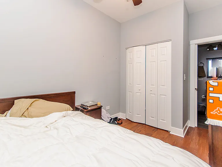 2342 W Augusta Blvd #2F — Photo 4