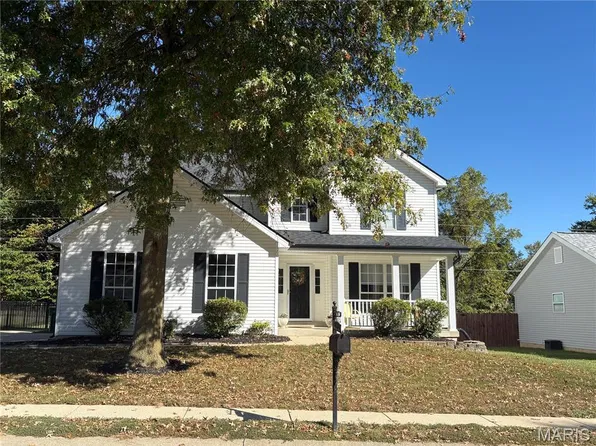 516 Highland View Dr, O Fallon, IL 62269
