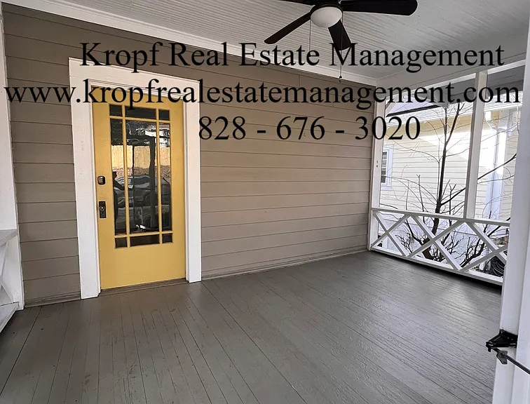 138 Murdock Ave — Photo 3