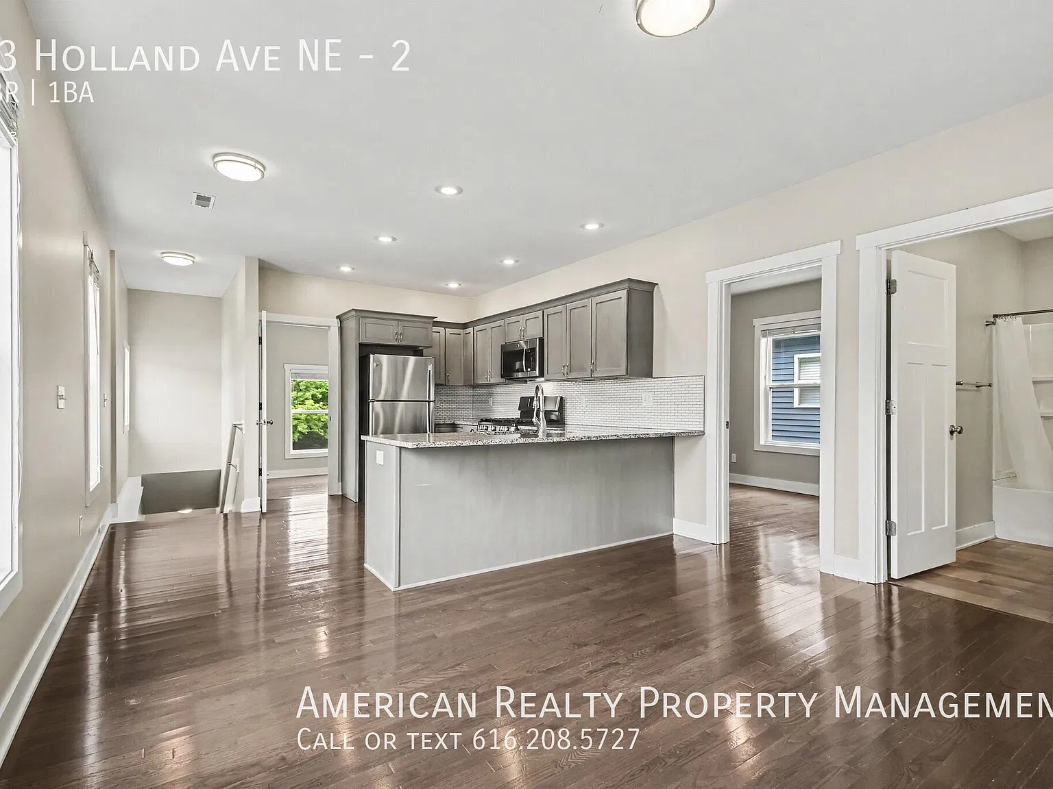 4 bed, 978 sqft, $2,000 — Photo 2