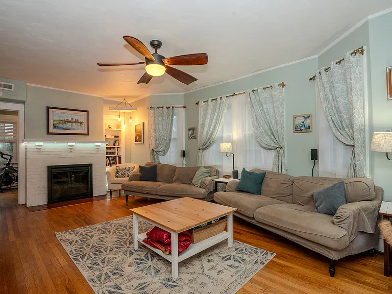 3577 Westminster Ave — Photo 6