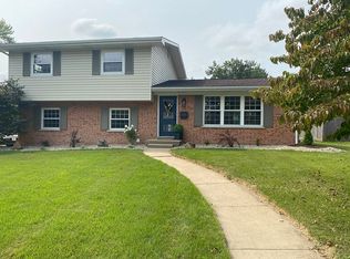 425 Longview Dr, Belleville, IL