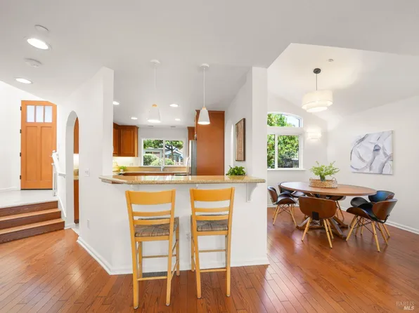 20 Cherry Hill Lane, Novato, CA 94945