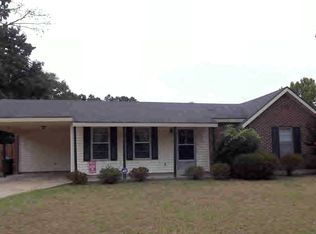 86 Marcus Dillon Rd SE, Smithdale, MS 39664