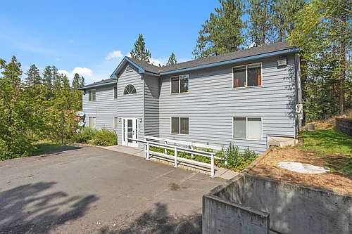 Floor plan 1327 West Qualchan Drive
