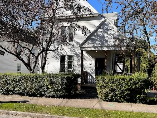 92-94 Chapman St #C, Greenfield, MA 01301