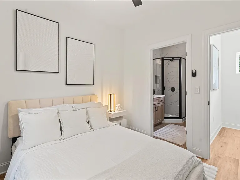 605 Poplar St — Photo 18