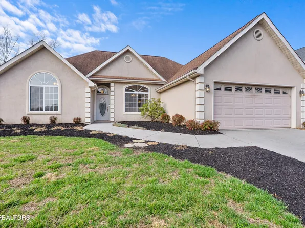 2401 Blue Meadow Ln, Knoxville, TN 37932