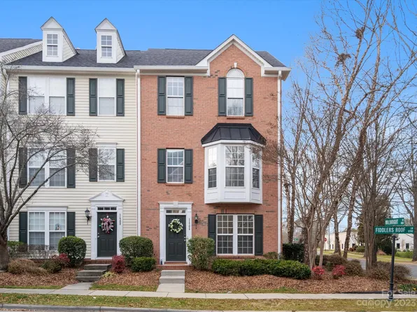 11704 Fiddlers Roof Ln #16, Charlotte, NC 28277