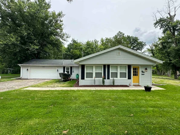 5268 S Christianson Rd, Janesville, WI 53546