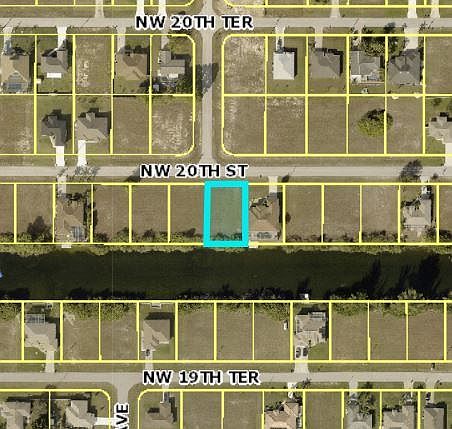 2nd image of 420 NW 20th St