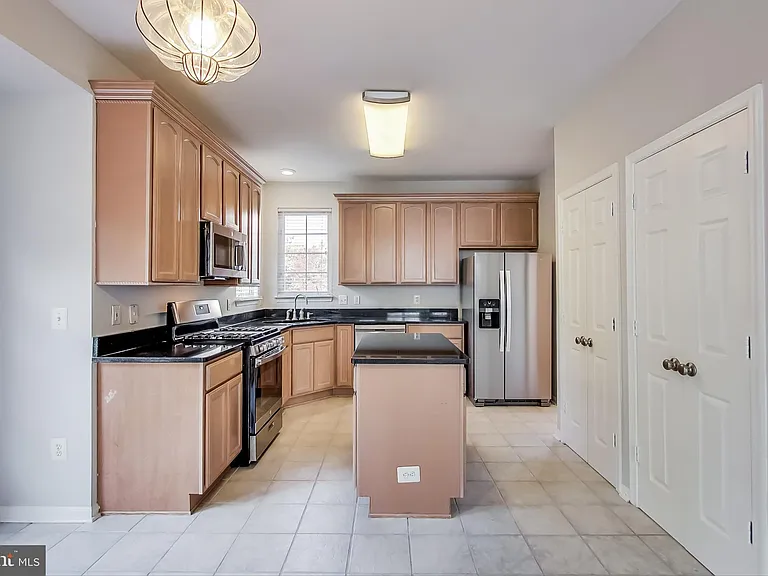 43537 Clivedon Ct — Photo 8