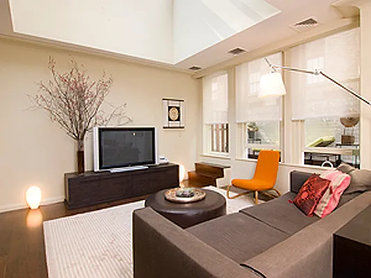 Rented by Corcoran | media 21