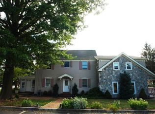 364 Edinburg Rd, Hamilton, NJ 08619