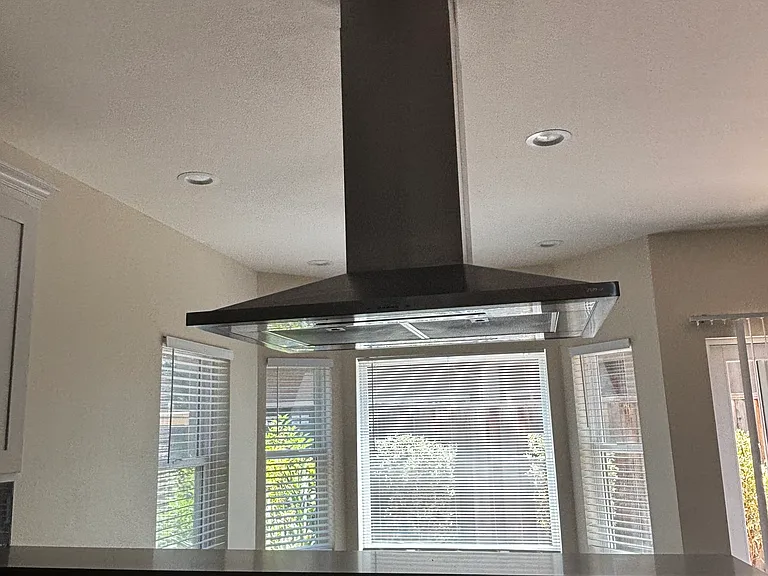 840 Civic Center Dr — Photo 12