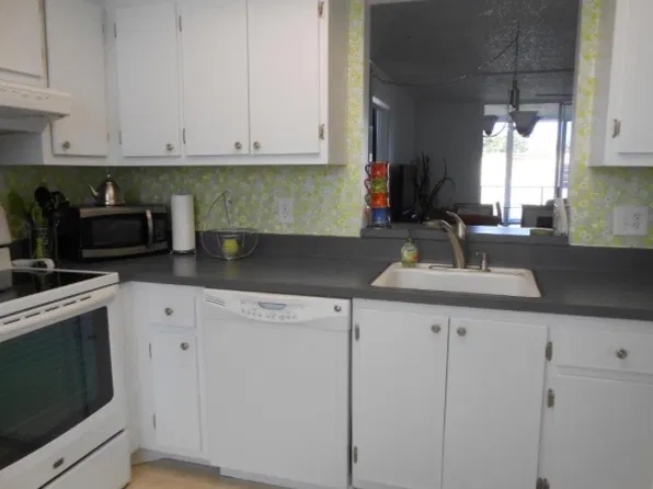 10 Willowbrook Ln APT 205, Delray Beach, FL 33446