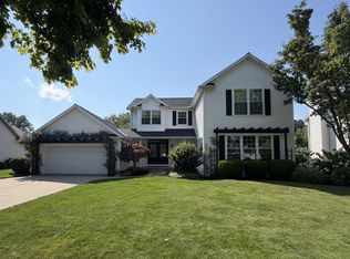 907 Glenview Dr, Huron, OH 44839