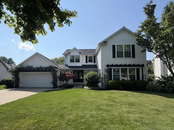 907 Glenview Dr, Huron, OH 44839