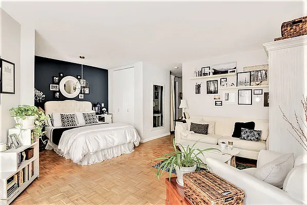 Sold by Casa Blanca Real Estate | media 1