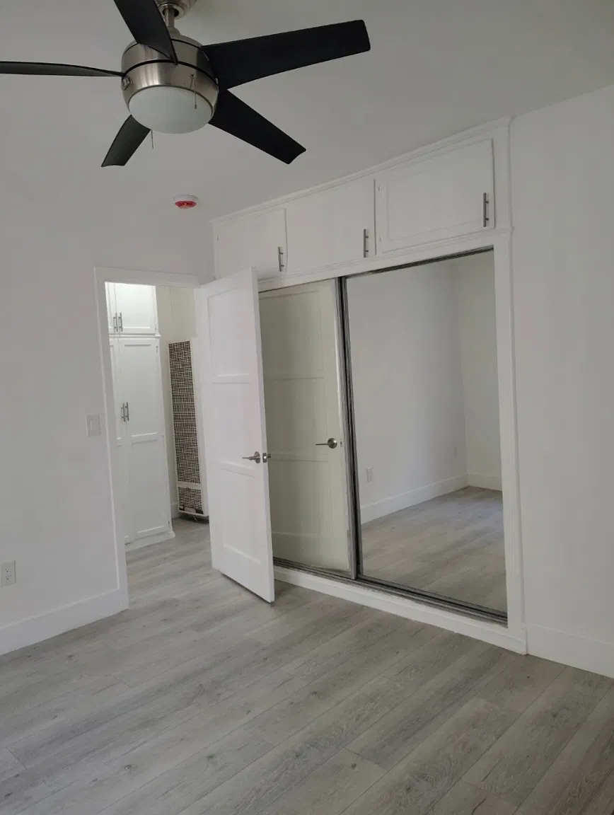 17001 Vanowen St — Photo 1