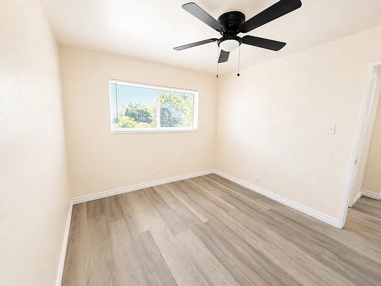2635 Pacific St #9 — Photo 9
