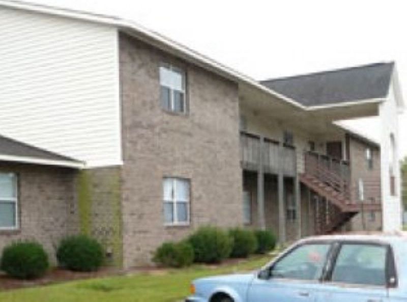 1st image of 3103 Sherwin Dr APT 2