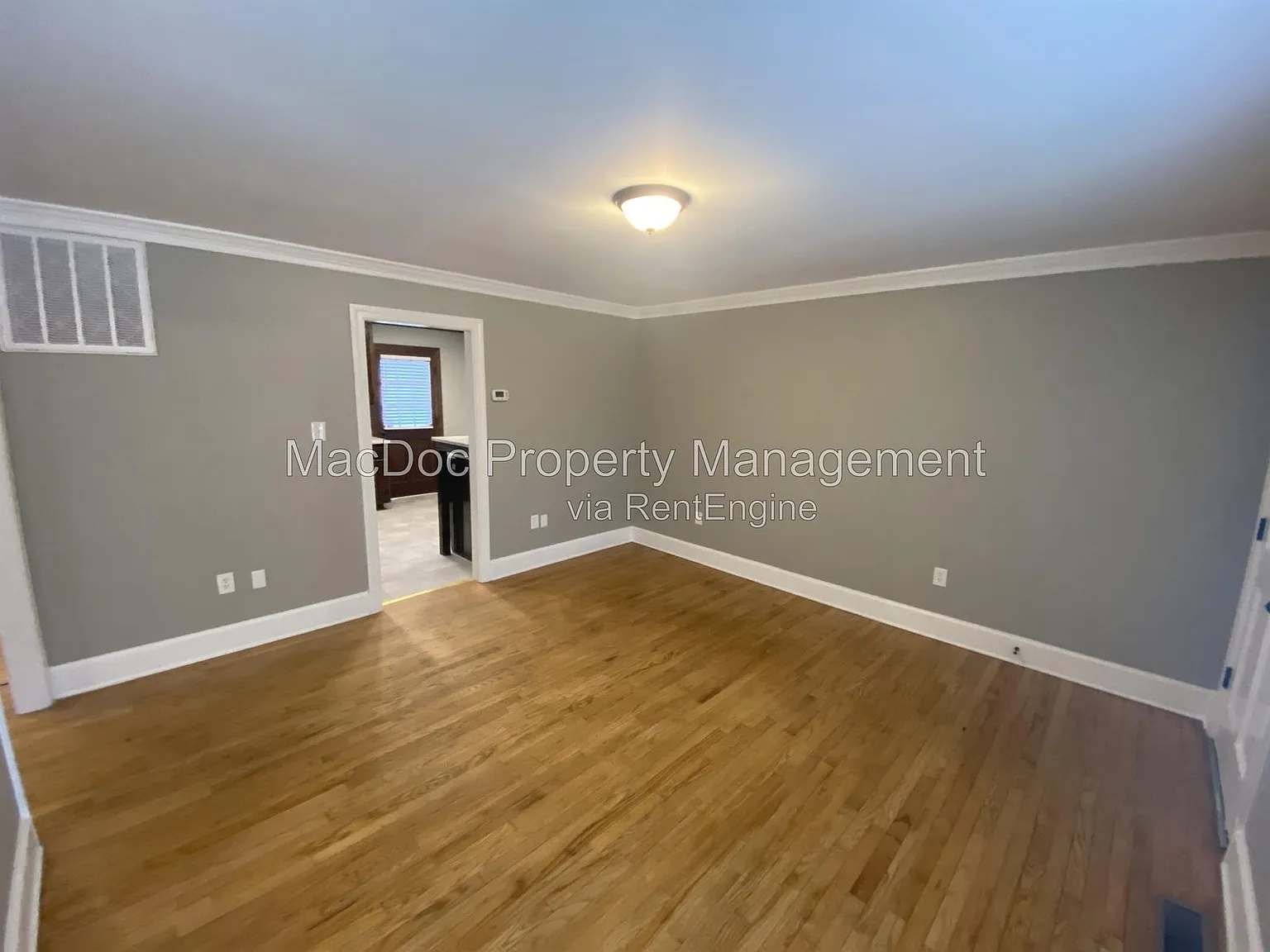 2 bed, 1.0 bath, 800 sqft, $1,495 — Photo 4