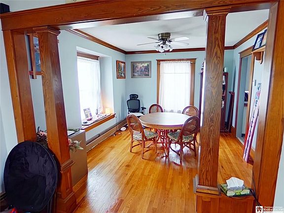 5th image of 690 Garden Ave