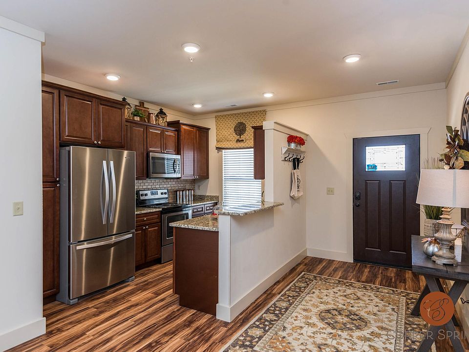 1st image of 227 Copper Springs Cir