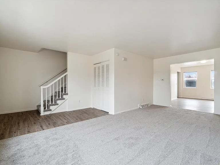 2601 Germain Dr — Photo 2