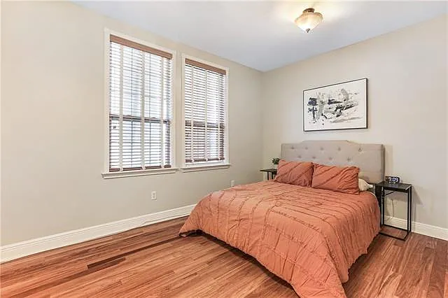 2568 Gladiolus St #UPPER — Photo 9