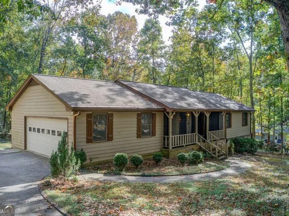 2948 Pebble Ln, Snellville, GA 30078